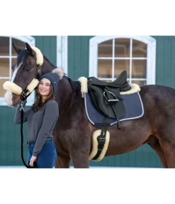 Tapis de selle en véritable fourrure d'agneau Queensland